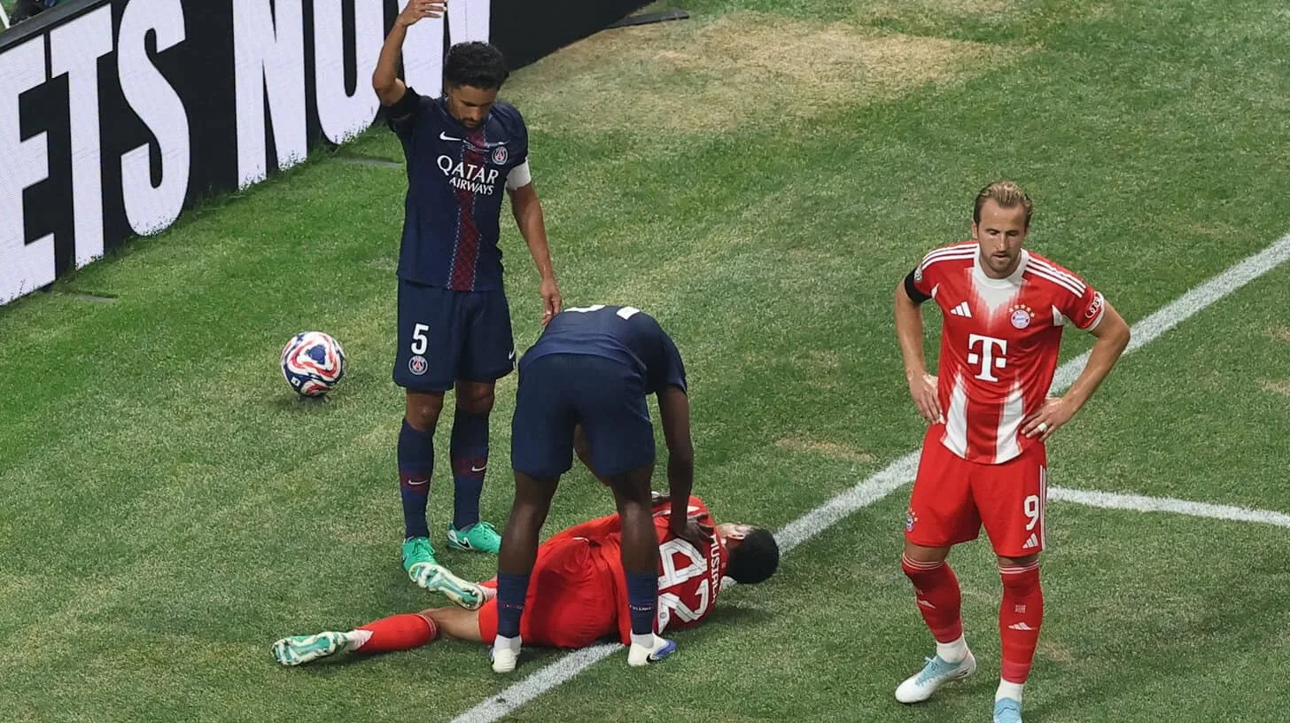 Manuel Neuer en colère contre Gianluigi Donnarumma