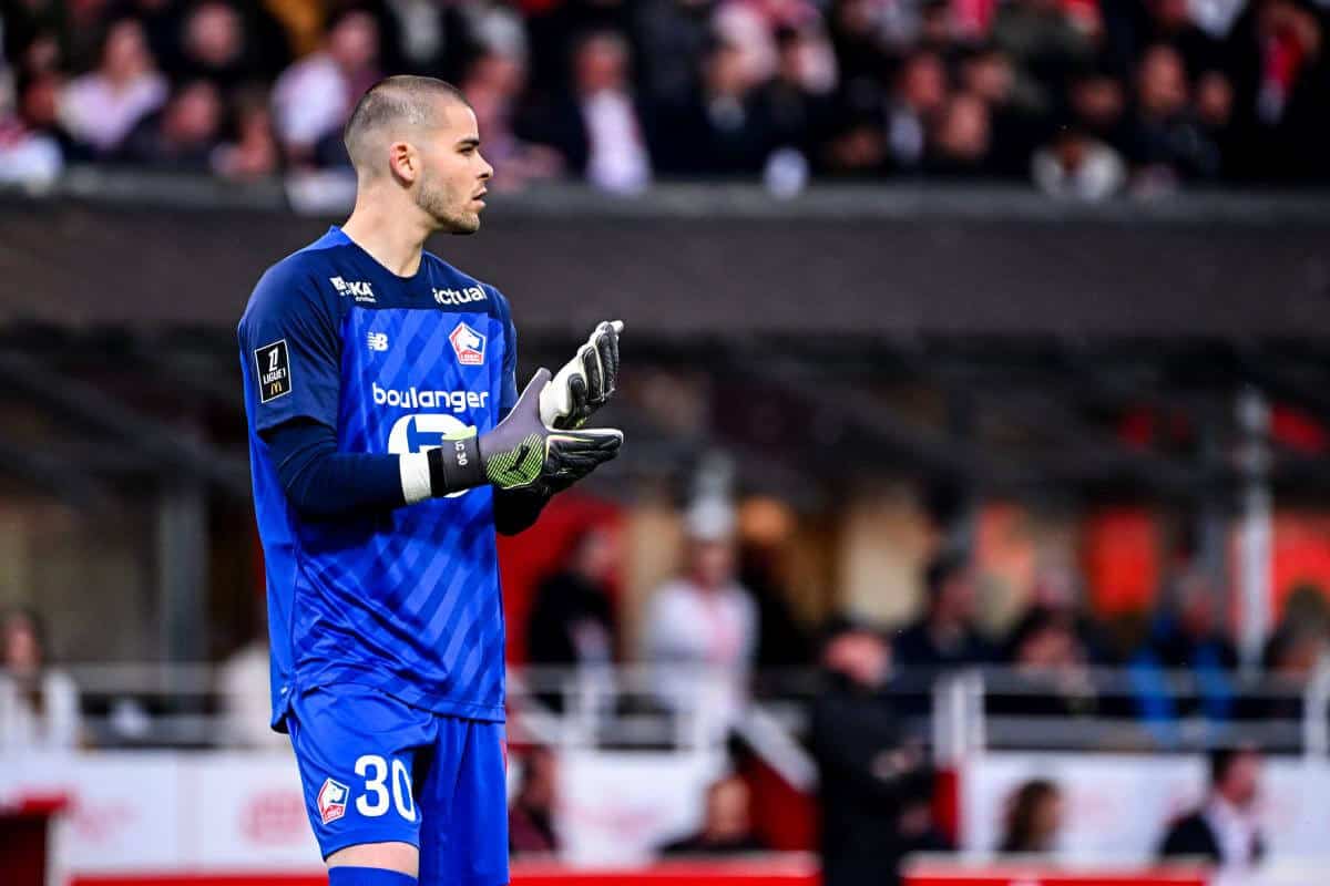 Lucas Chevalier déjà à l'entrainement avec le PSG : la surprise du mercato ?