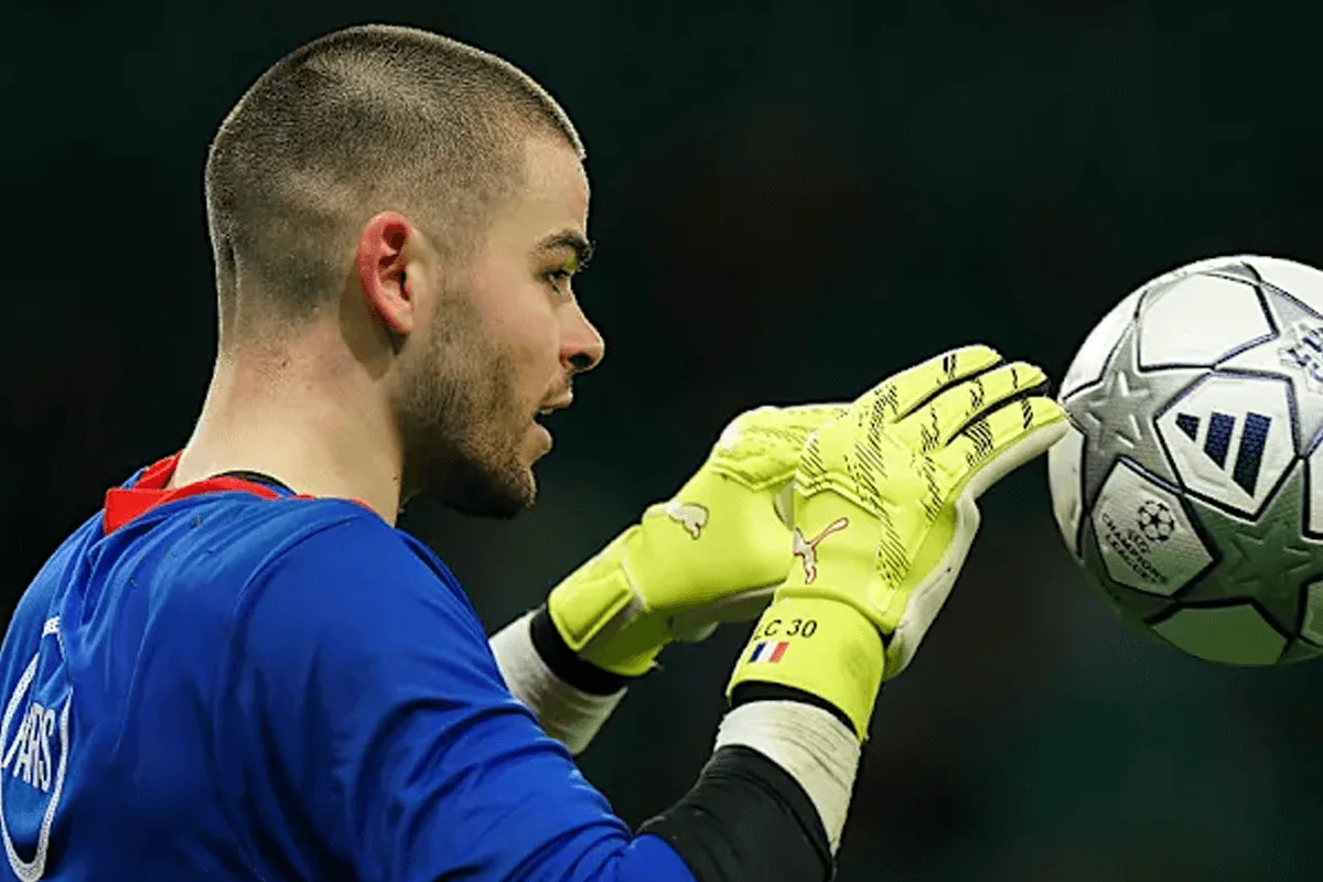 Sporting-PSG : Lucas Chevalier, les notes et analyses